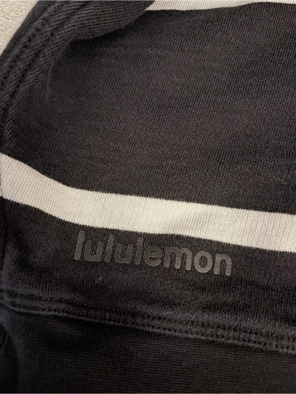 Lululemon Perfectly Oversized Cropped Crew Stripe Black White Size 2 - Picture 7 of 7